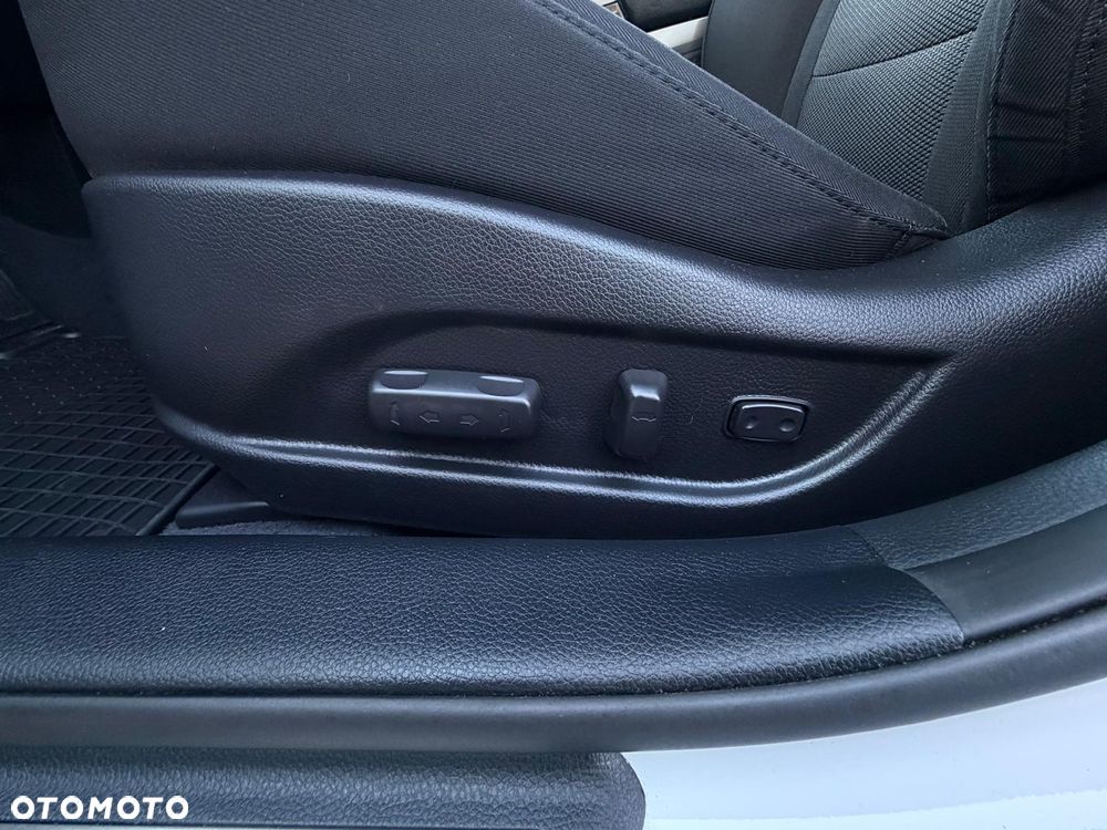 Hyundai i40 Kombi 1.7 CRDi Trend - 9