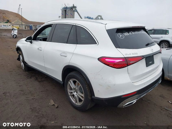 Mercedes 254 glc błotnik tyl wanna pas karoseria