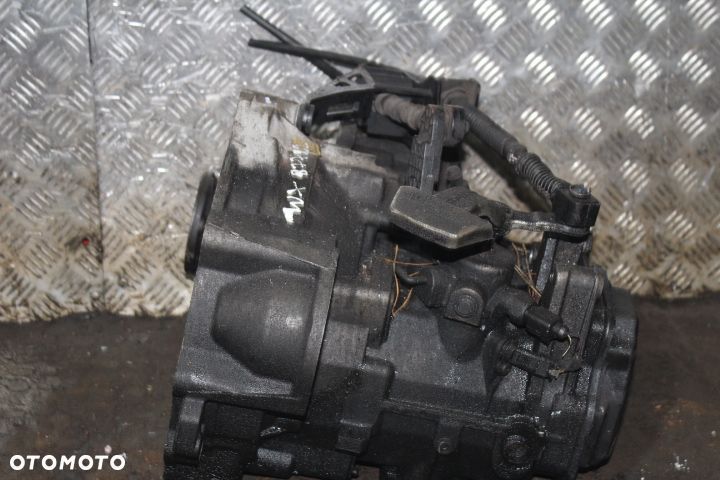 SKRZYNIA BIEGÓW  SKODA RAPID 1.4TDI - 4