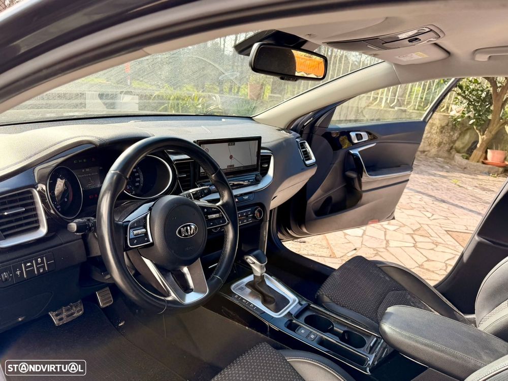 Kia XCeed - 17
