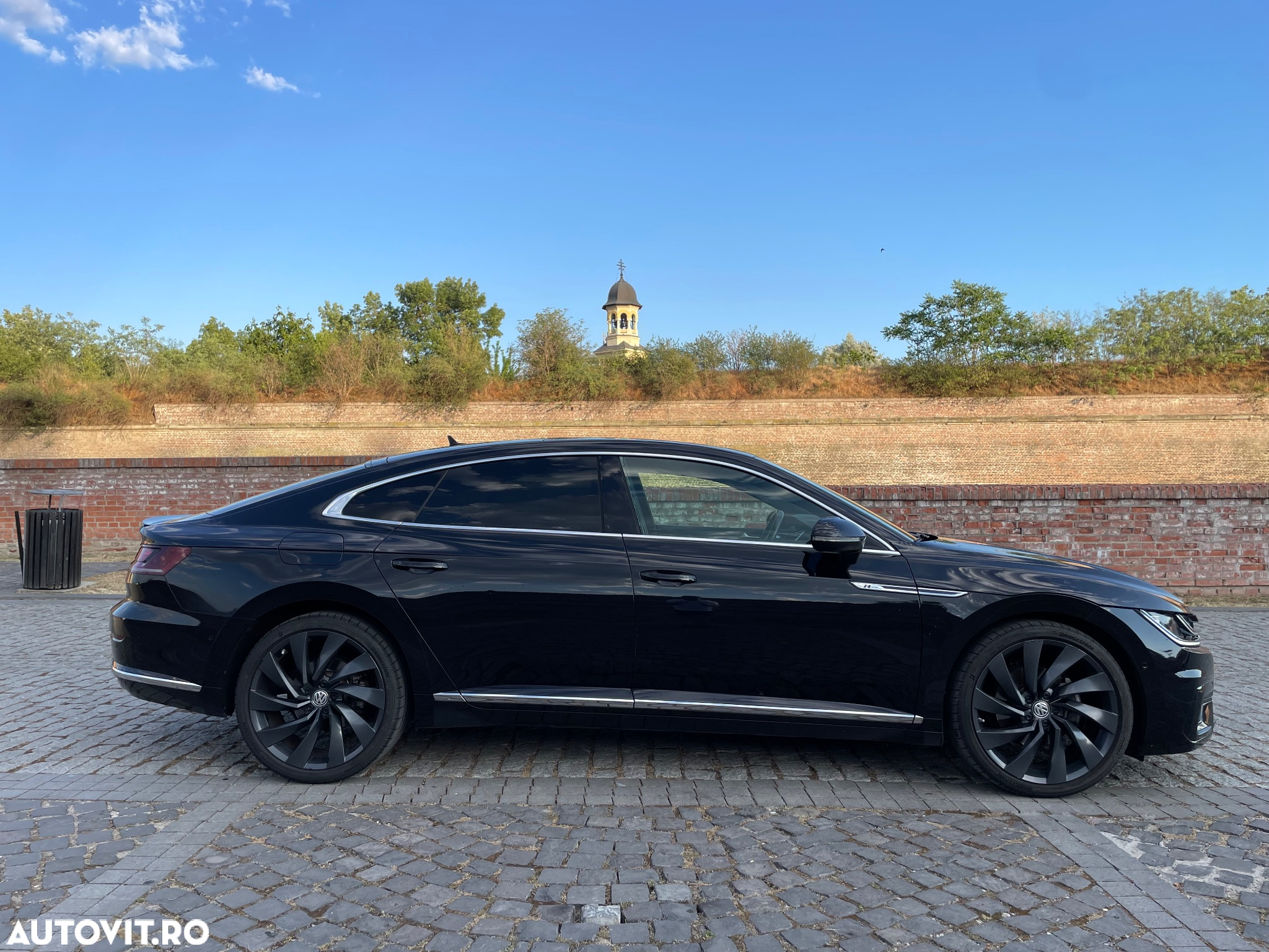 Volkswagen ARTEON 2.0 TDI DSG 4Motion R-Line - 22