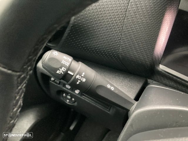 Citroën C4 PureTech 130 Stop&Start EAT8 SHINE - 22