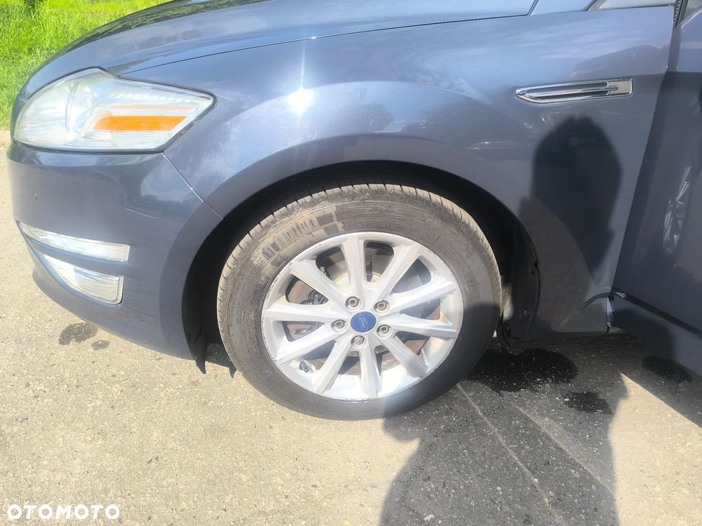 Ford Mondeo - 30