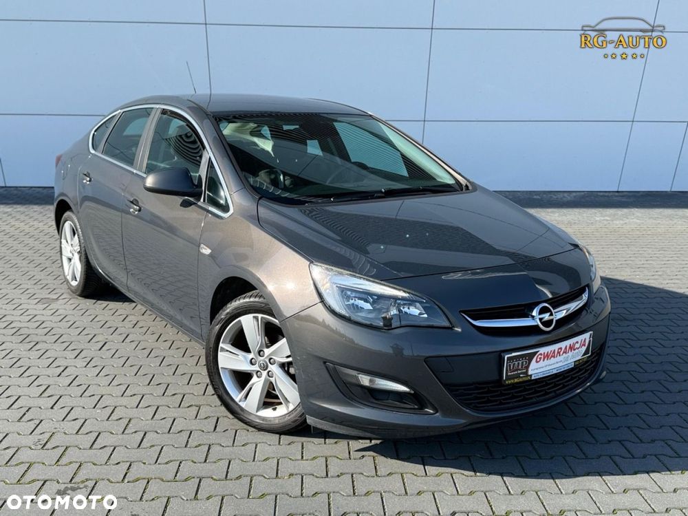 Opel Astra - 2