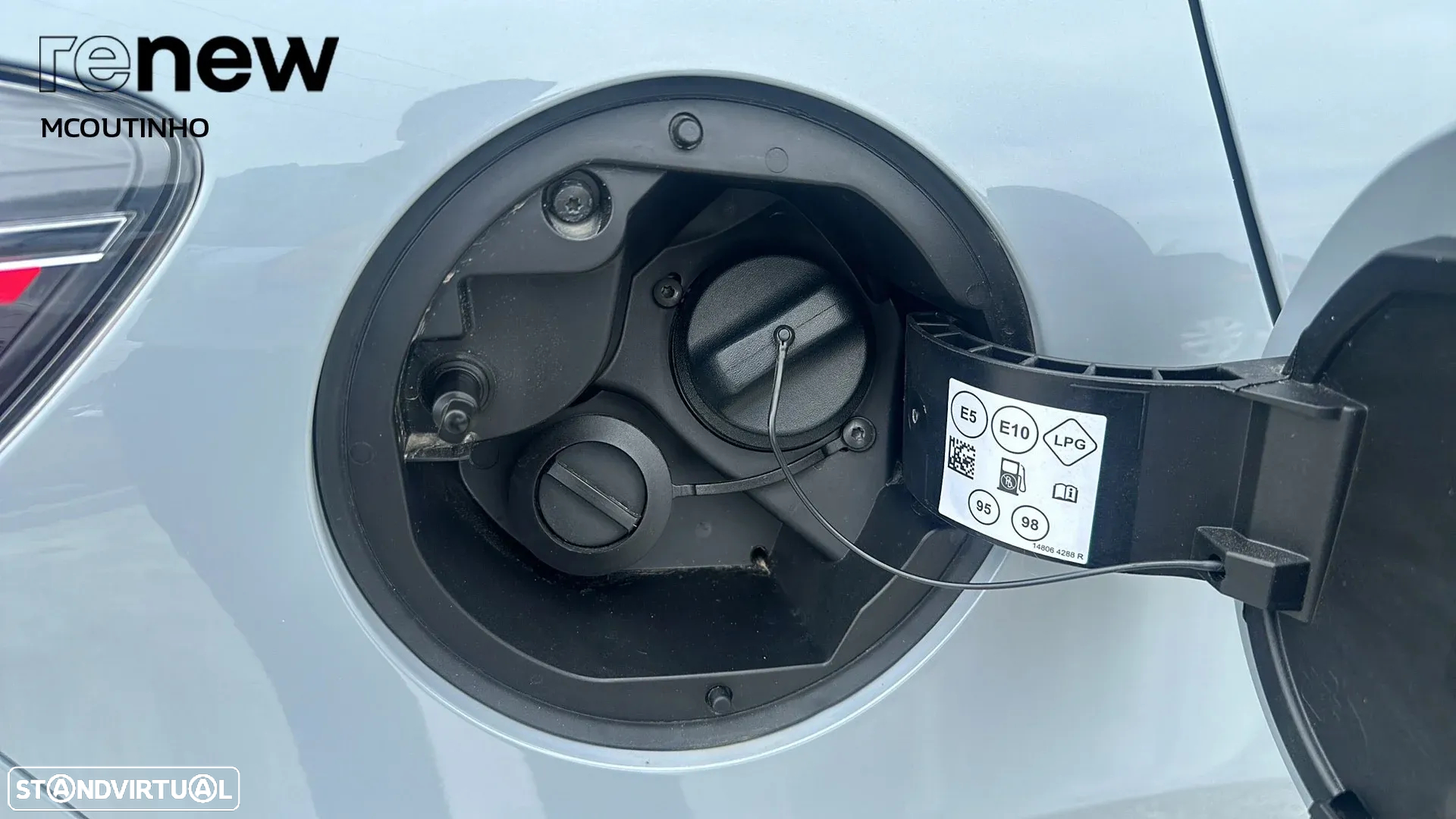 Renault Clio 1.0 TCe Techno Bi-Fuel - 20