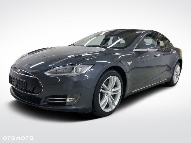 Tesla Model S - 1