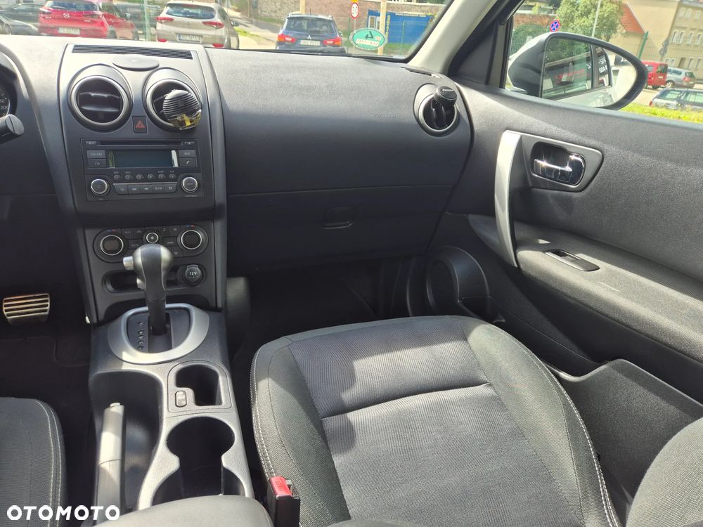 Nissan Qashqai - 23