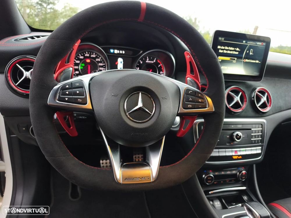 Mercedes-Benz CLA 45 AMG 4-Matic - 18