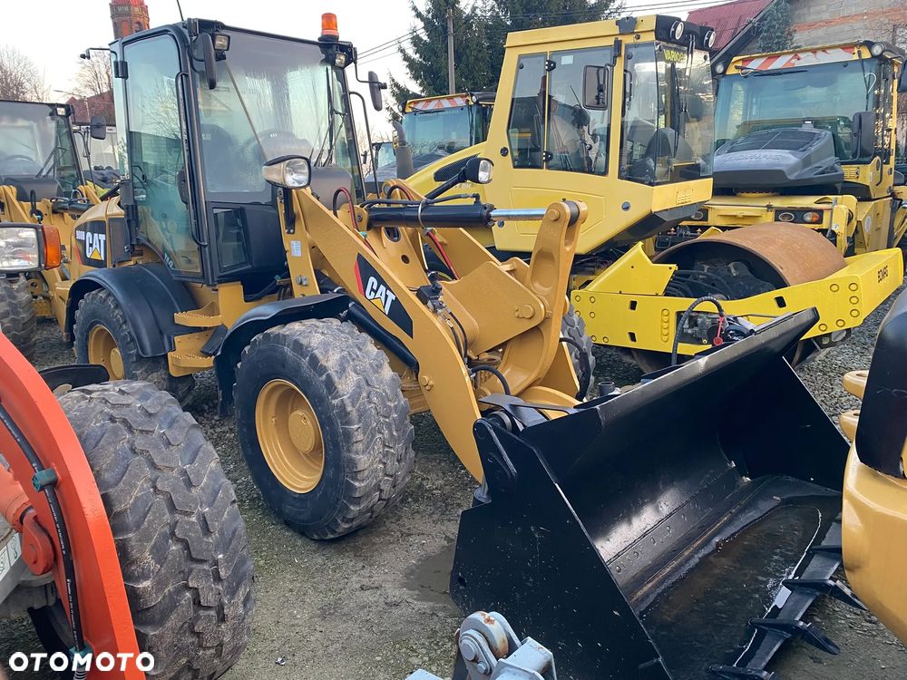 Caterpillar CAT 908H, BEZ DPF-A, ŁYŻKA OTWIERANA + WIDŁY, z NIEMIEC, SUPER STAN, - 2