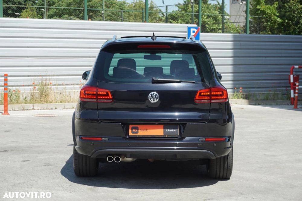 Volkswagen Tiguan 2.0 TDI SCR 4MOTION BlueMotion Technology DSG Sport & Style - 16