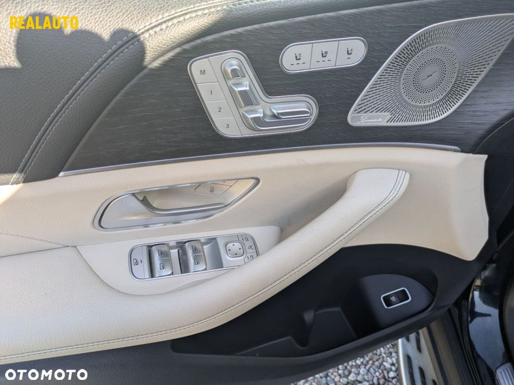 Mercedes-Benz GLE - 24