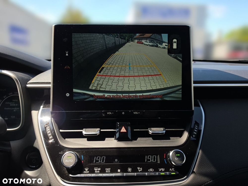 Toyota Corolla Cross 2.0 Hybrid Executive - 16