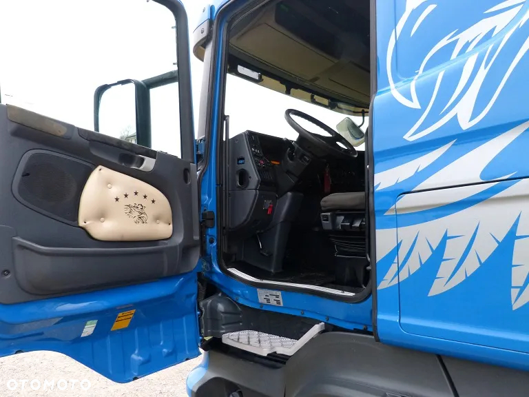 Scania R420 DO ŻYWCA / ZWIERZĄT / BYDŁA TRZODY CHLEWNEJ/ 3 POKŁADY / WAGA EL. / EURO 5 / OŚ SKRĘTNA / - 33