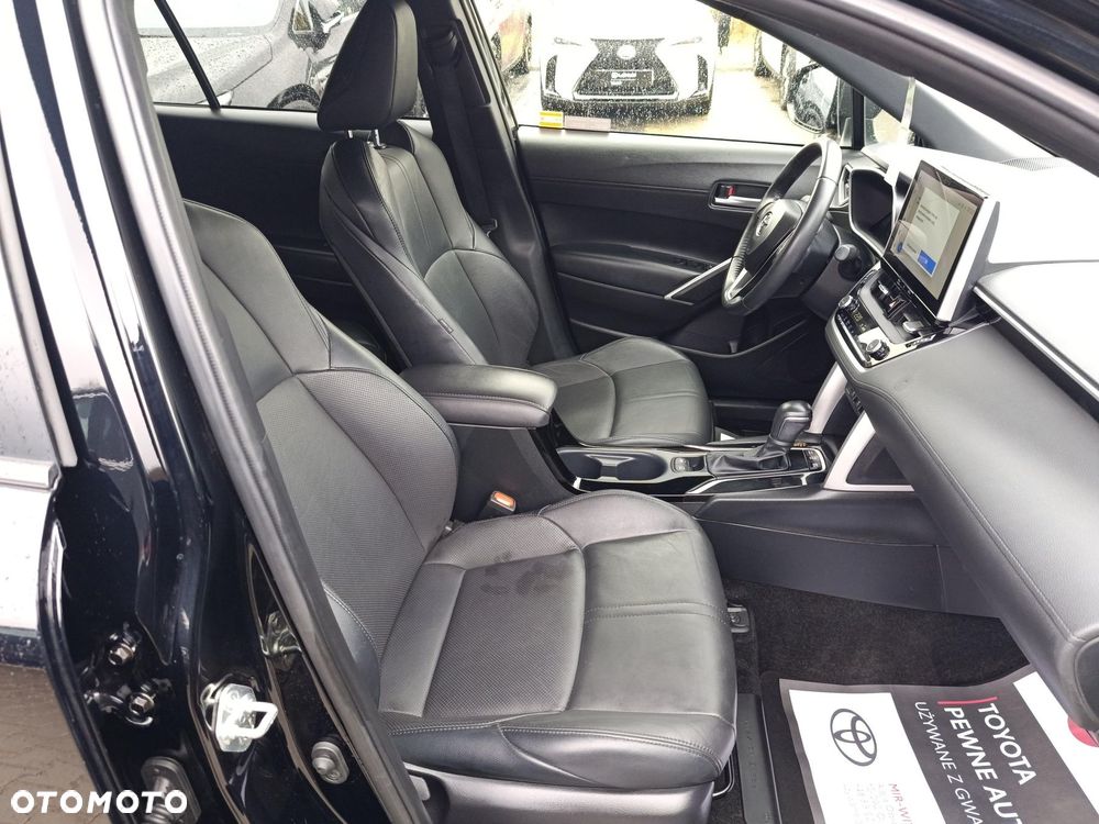 Toyota Corolla Cross 2.0 Hybrid Premiere Edition - 17