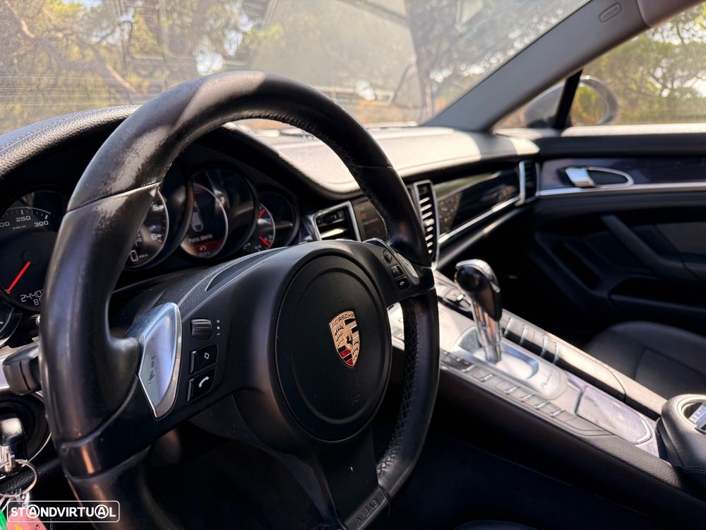 Porsche Panamera 3.0 V6 - 9