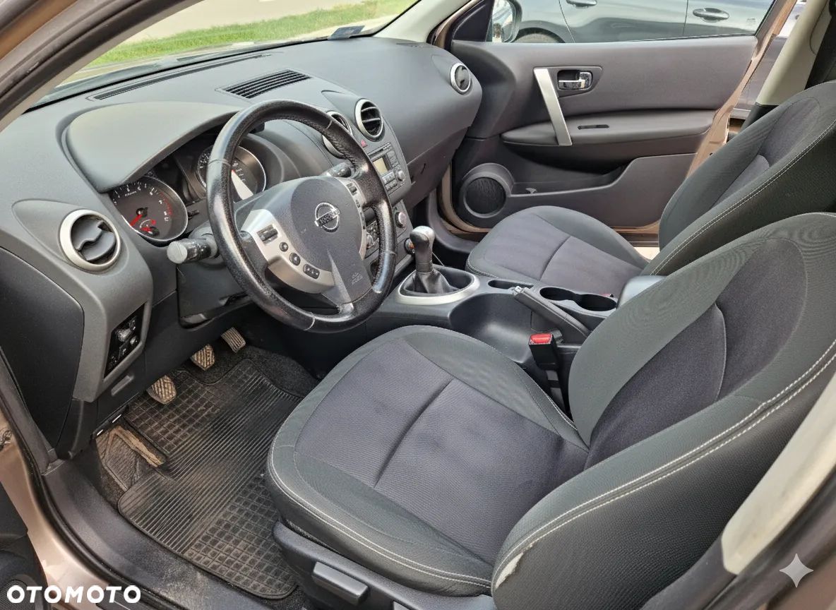 Nissan Qashqai 1.6 Visia - 1
