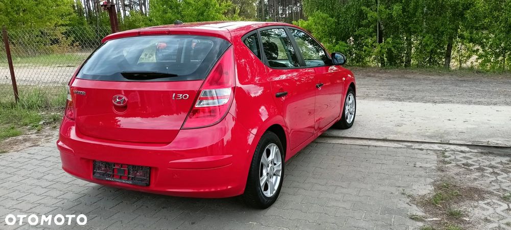 Hyundai i30 1.4 Comfort - 17