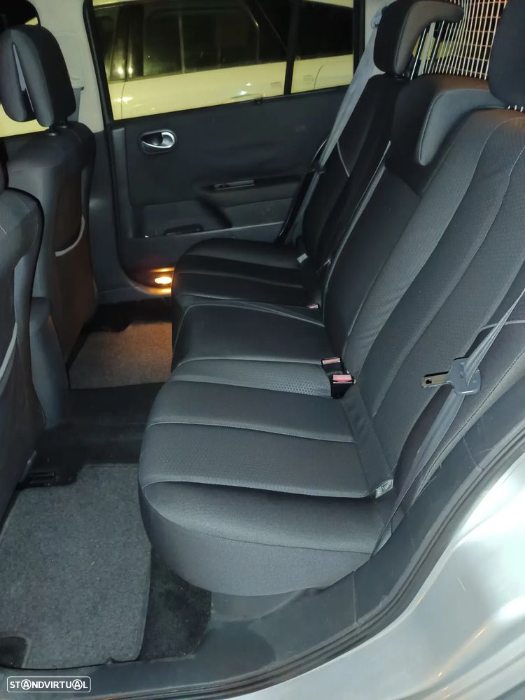 Renault Mégane Break 1.5 dCi Confort - 7