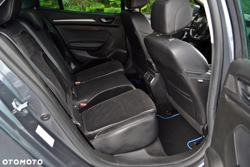 Renault Megane - 25
