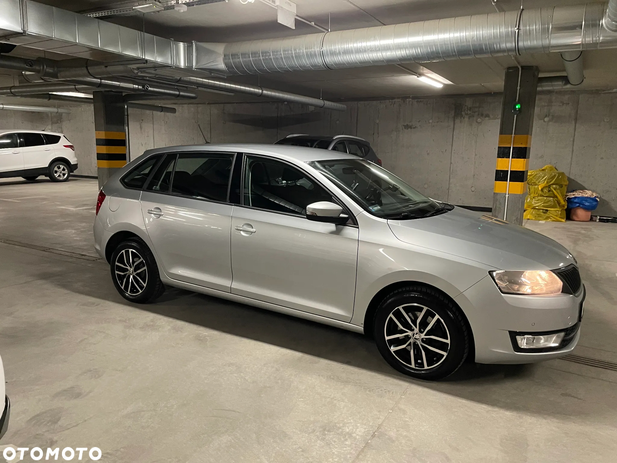 Skoda RAPID 1.6 TDI DPF Ambition - 2