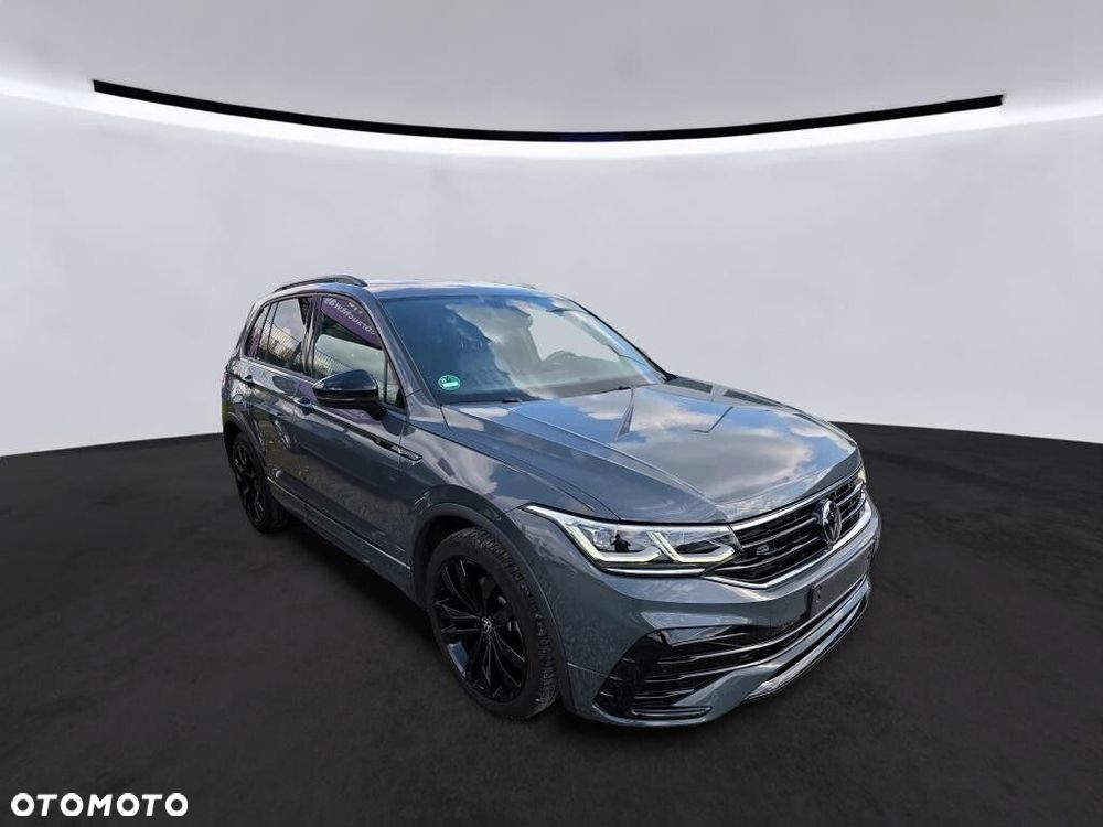 Volkswagen Tiguan - 2