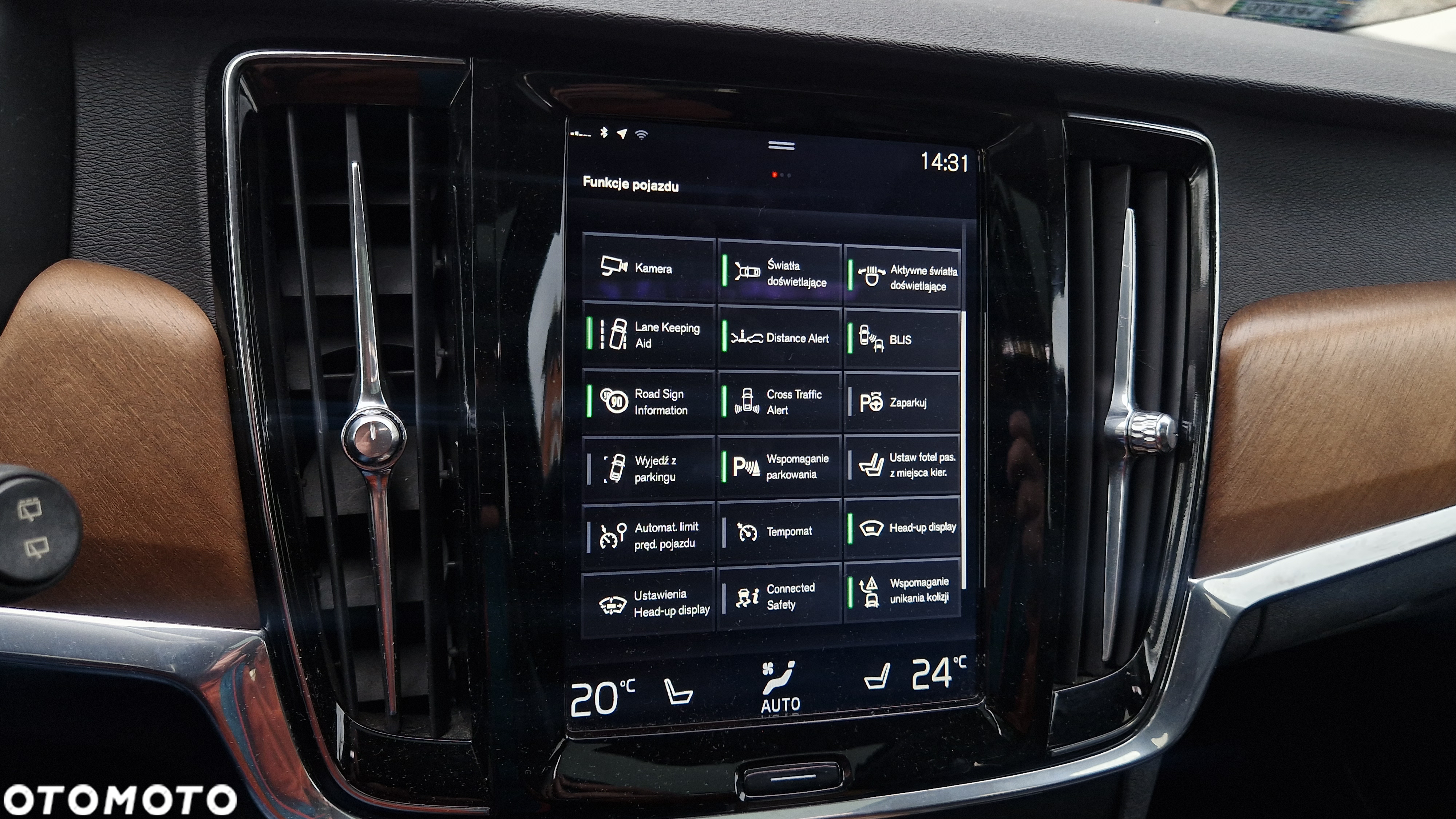 Volvo V90 D4 Inscription - 38