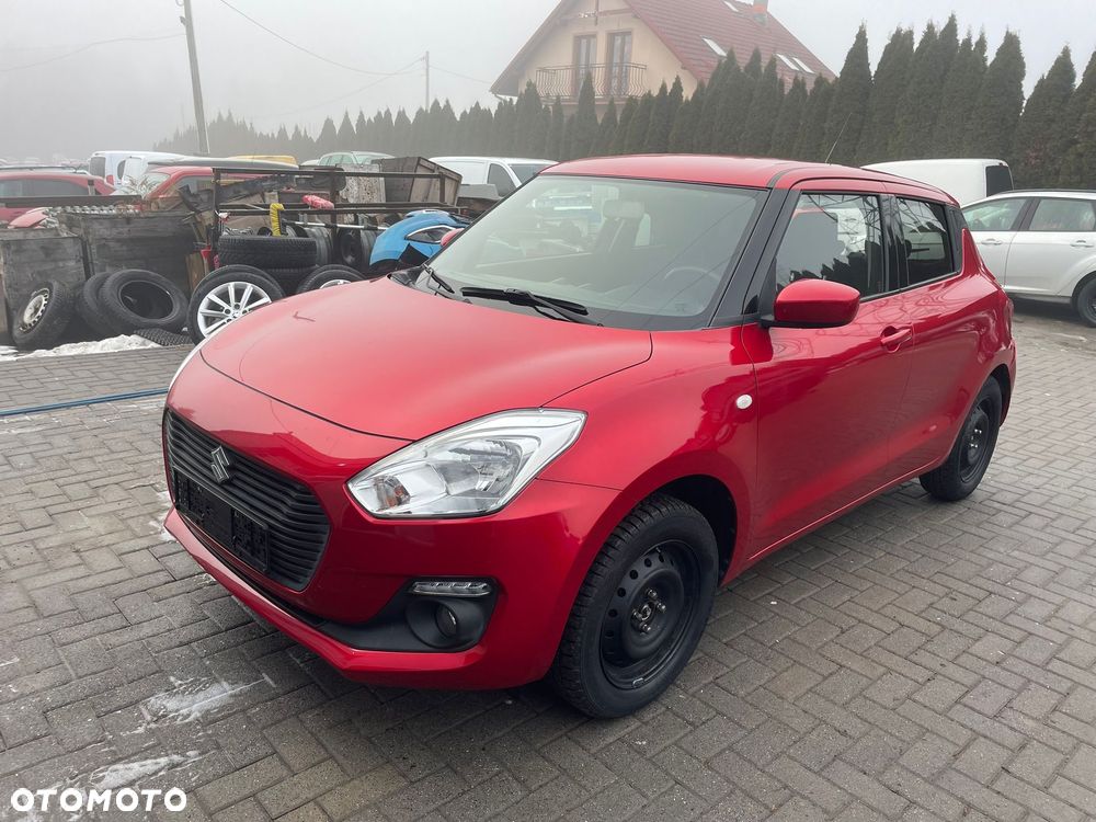 Suzuki Swift 1.2 SHVS Premium Plus - 4