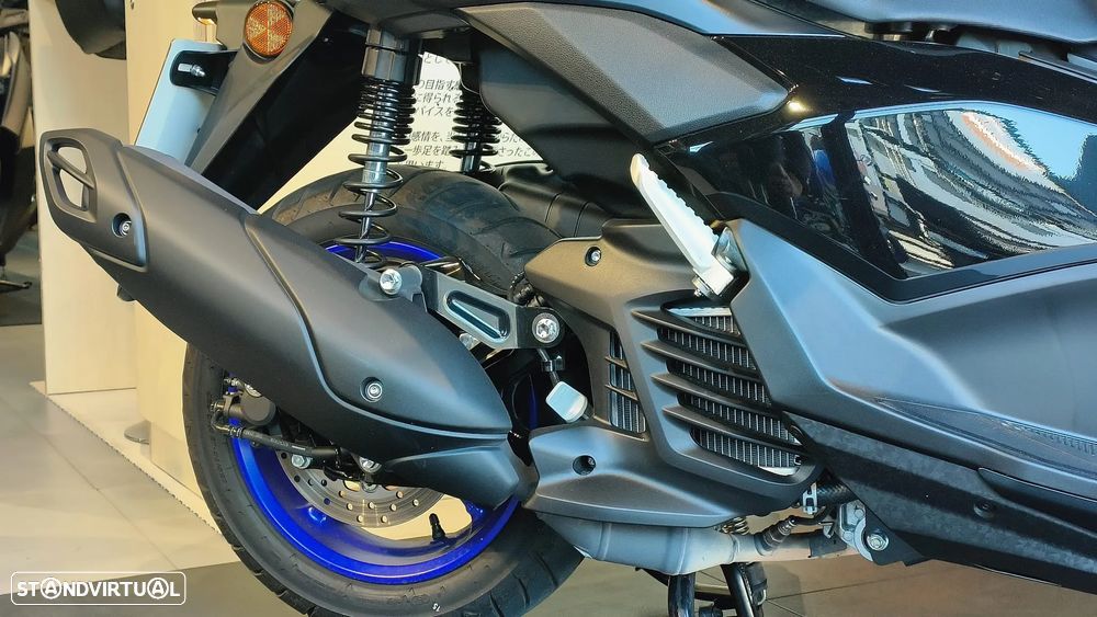 Yamaha NMAX 125 - 6