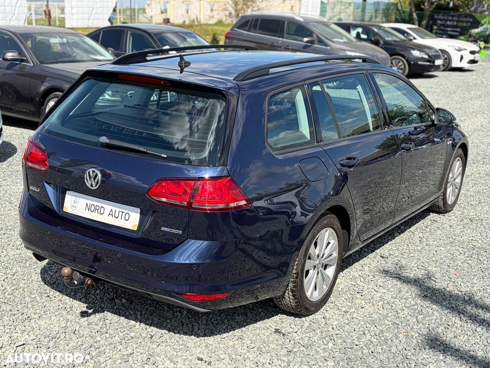 Volkswagen Golf 1.6 TDI BlueMotion Technology Comfortline - 29