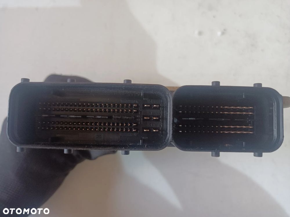 Sterownik silnika KIA SPORTAGE III lift 2.0 CRDI 136km skrzynia manualna 39101-2F564 - 4