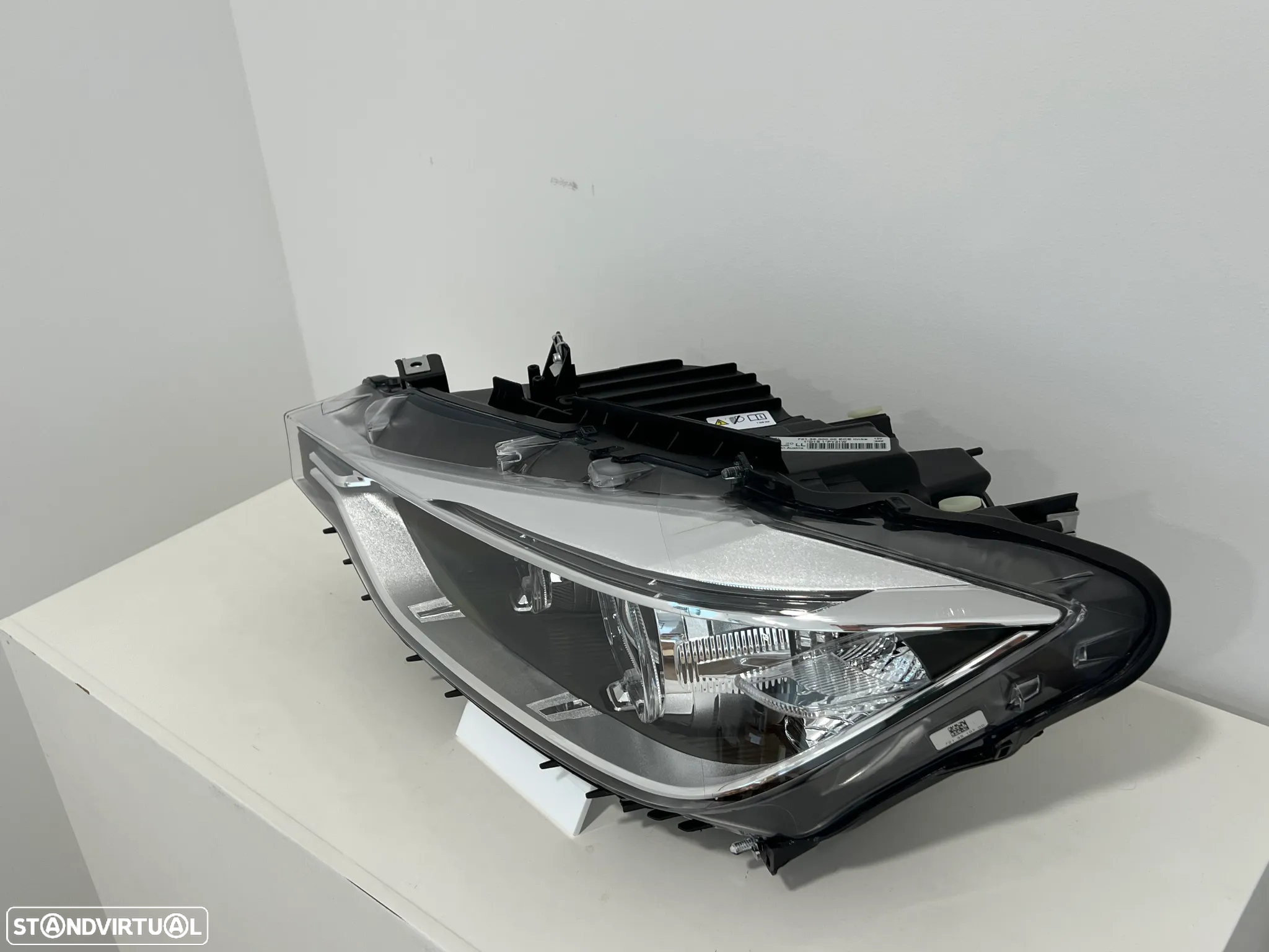 Farol Otica BMW Serie 3 F30/F31 Original Esquerdo - 2