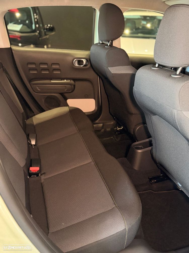 Citroën C3 1.2 PureTech Shine - 37