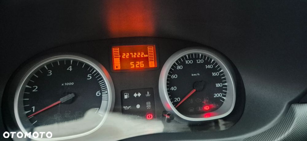 Dacia Duster 1.5 dCi Laureate - 14