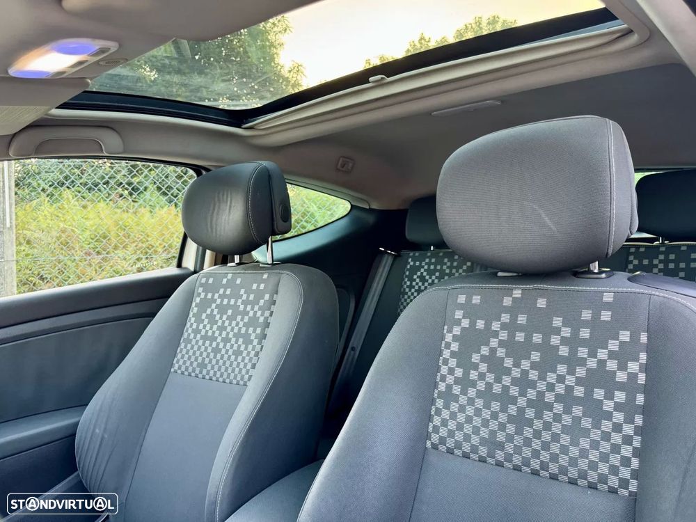 Renault Mégane Coupe 1.5 dCi Dynamique S - 14