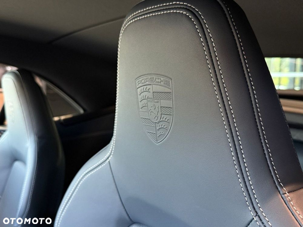 Porsche 911 - 12