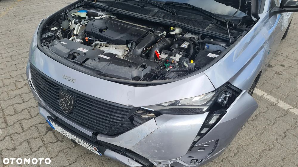 Peugeot 308 180 e-EAT8 GT - 8