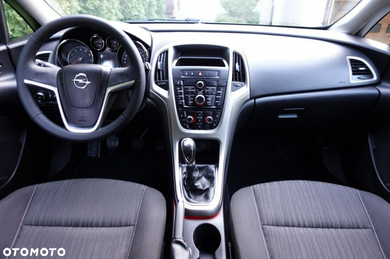 Opel Astra - 13
