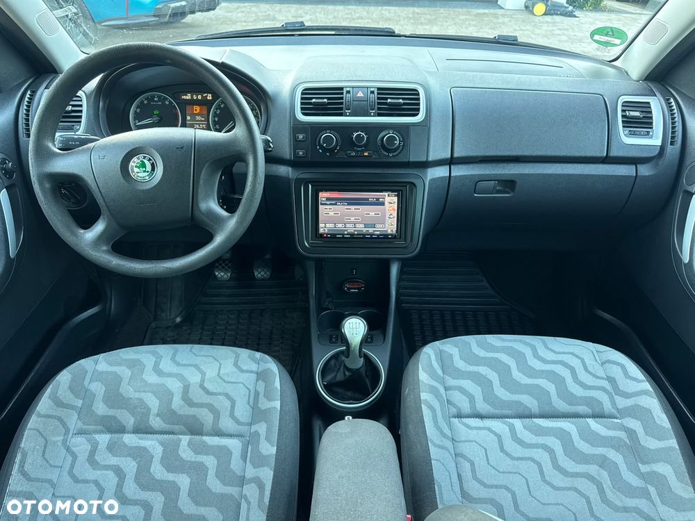 Skoda Roomster 1.6 16V Comfort PLUS EDITION - 18