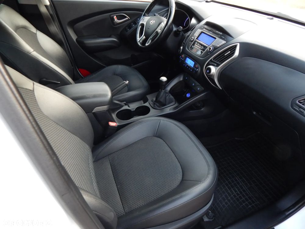 Hyundai ix35 2.0 4WD Style - 8