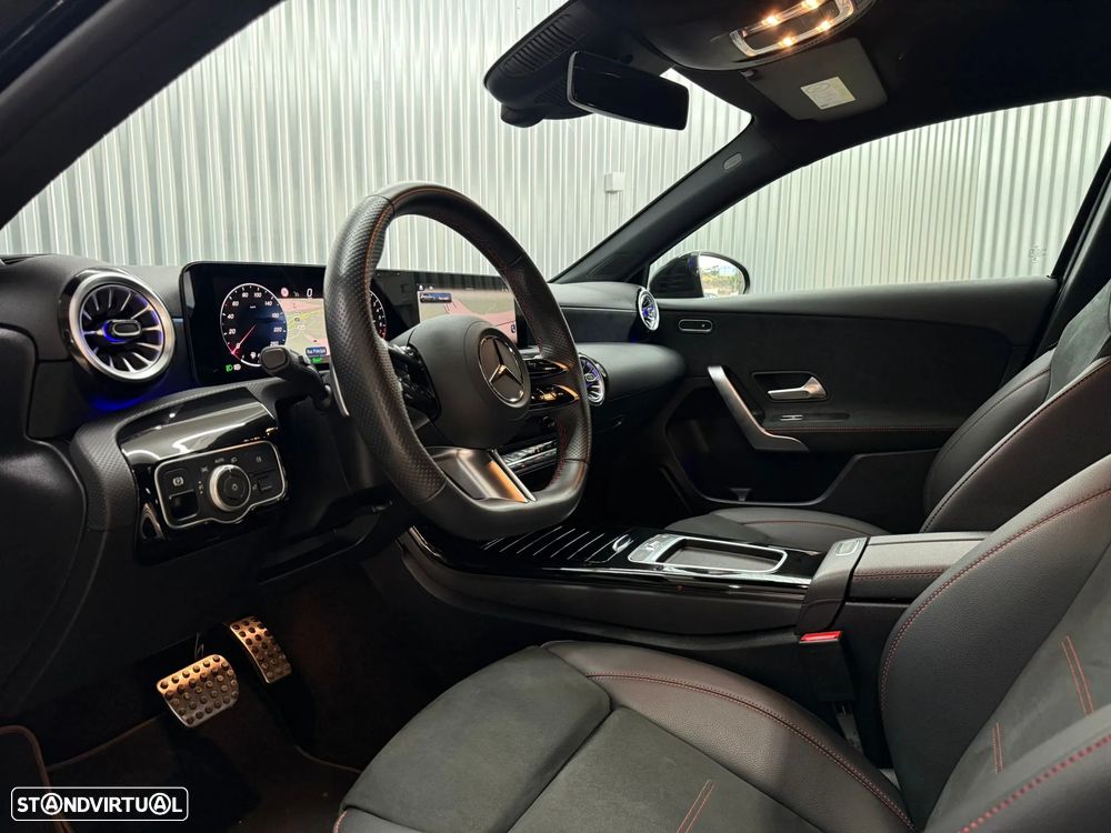 Mercedes-Benz A 250 e AMG Line - 28