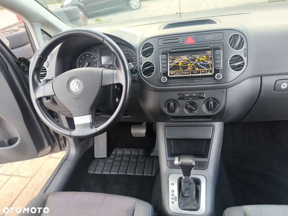 Volkswagen Golf Plus 1.6 Automatik Tour - 22