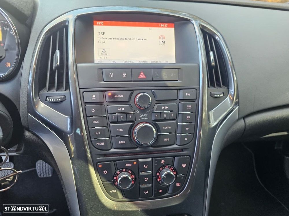 Opel Astra Sports Tourer - 19