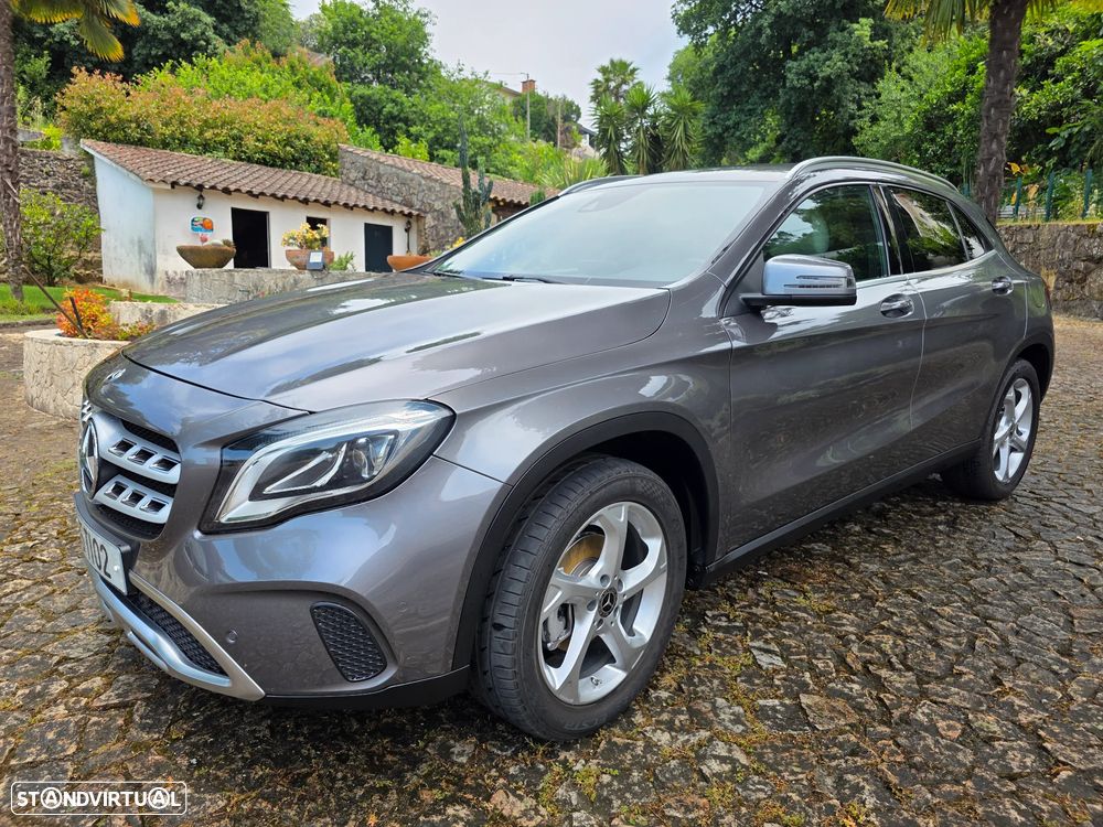 Mercedes-Benz GLA 180 d Urban - 2