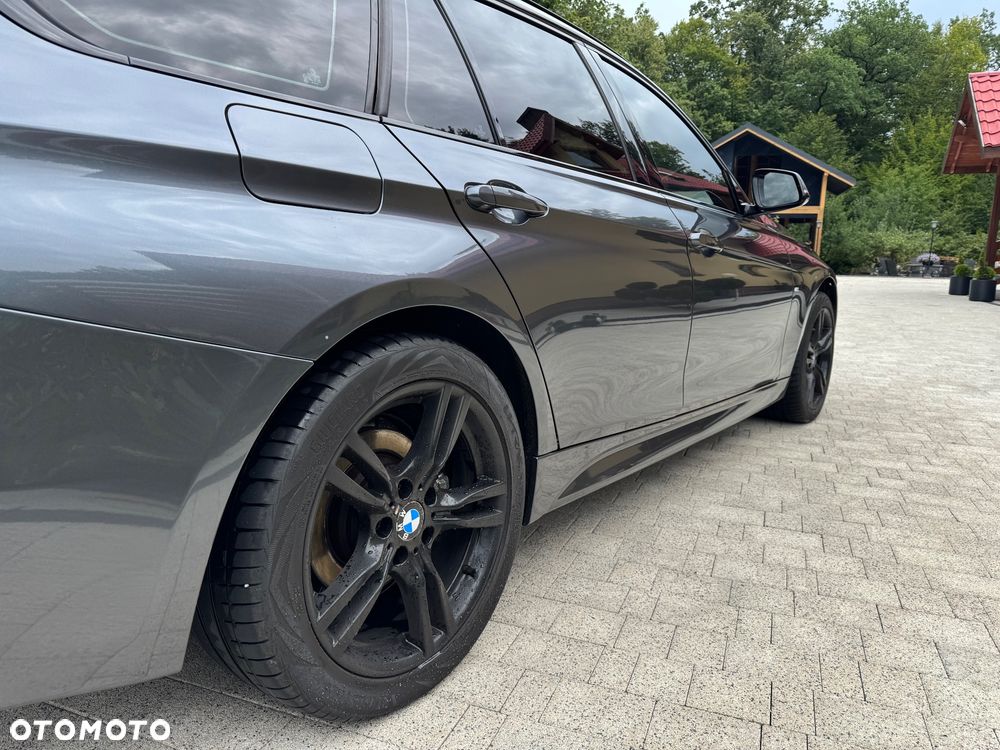 BMW Seria 3 320d xDrive Sport - 23