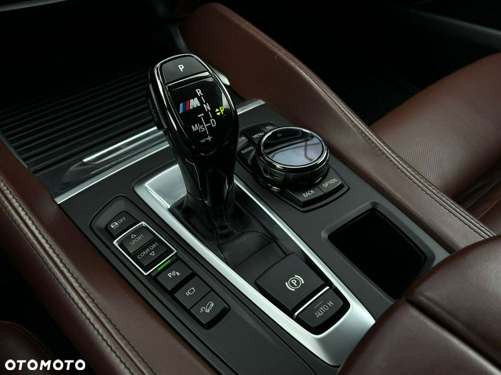 BMW X6M - 35
