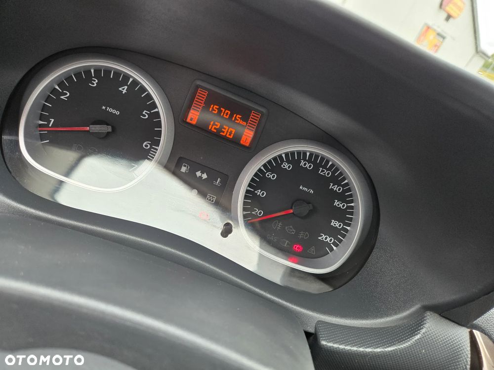 Dacia Duster 1.6 SCe Ambiance S&S - 19