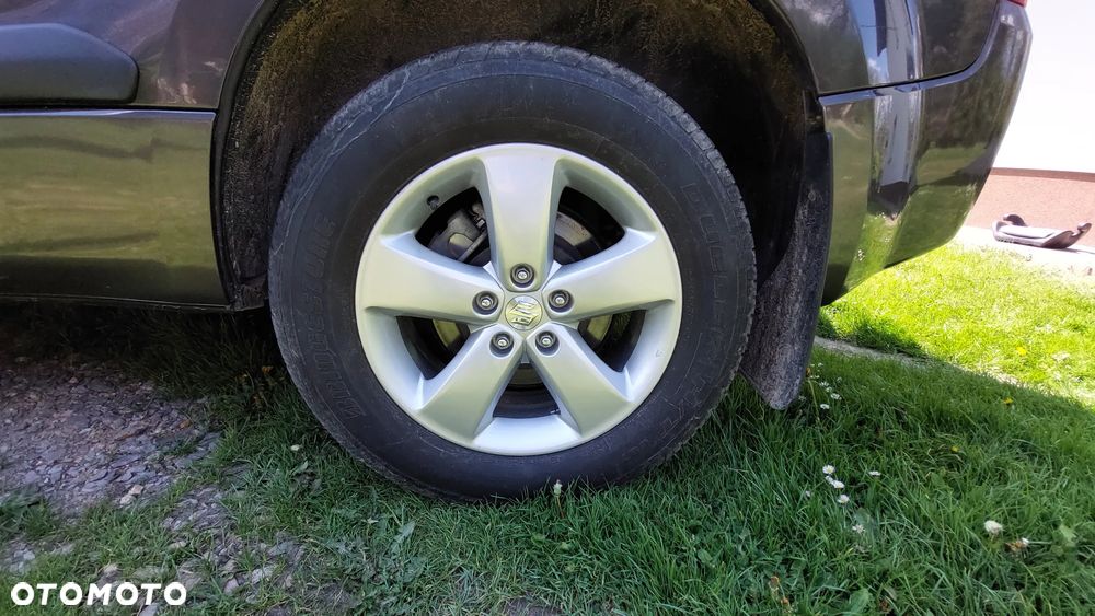 Suzuki Grand Vitara - 12