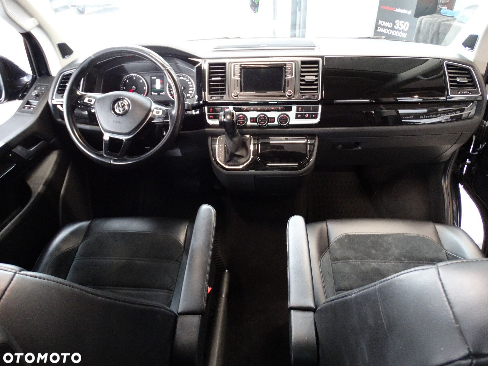 Volkswagen Multivan - 20
