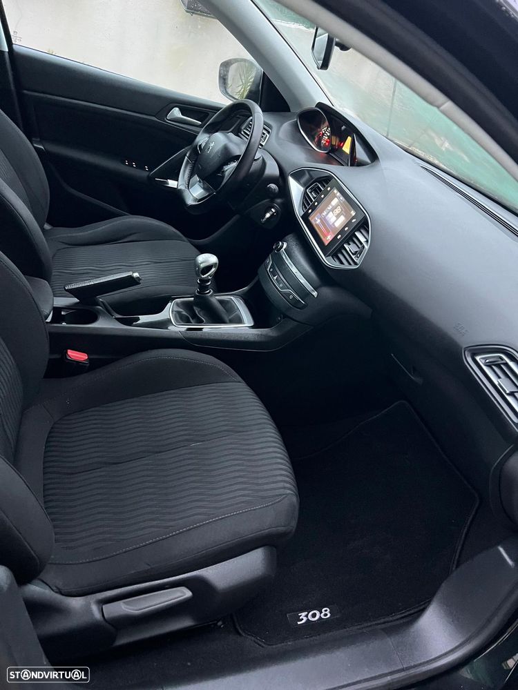 Peugeot 308 1.6 BlueHDi Allure - 20