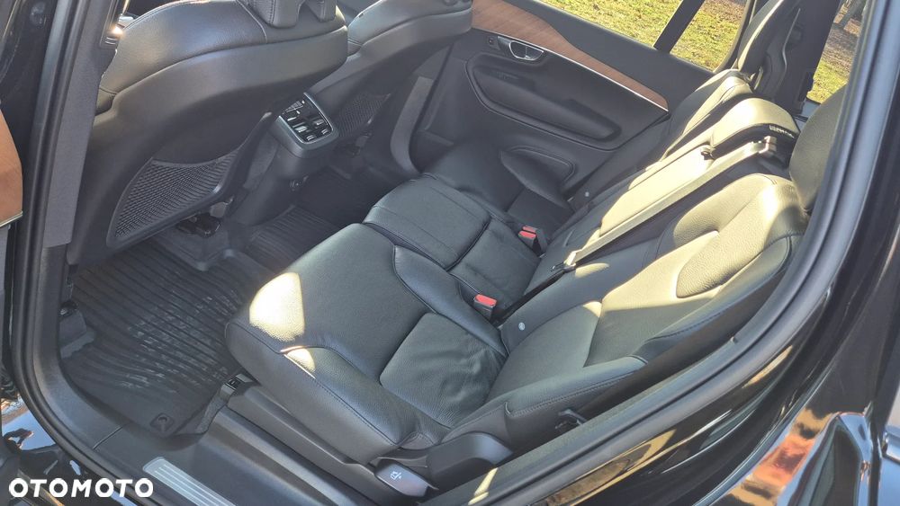 Volvo XC 90 - 18